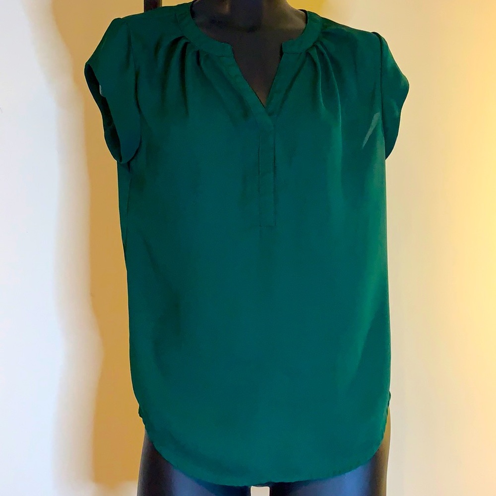 Women’s X-Small Fun2Fun Walden Split Neck Blouse